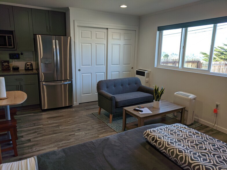 Building Photo - 182 Ardendale Dr