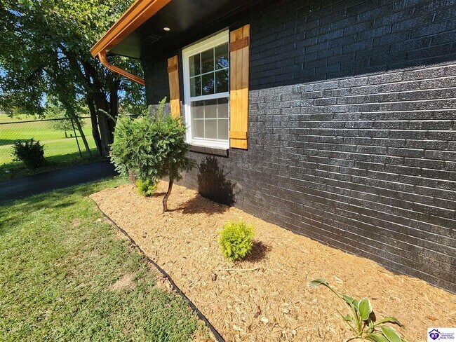 Building Photo - 818 Mohave Ct