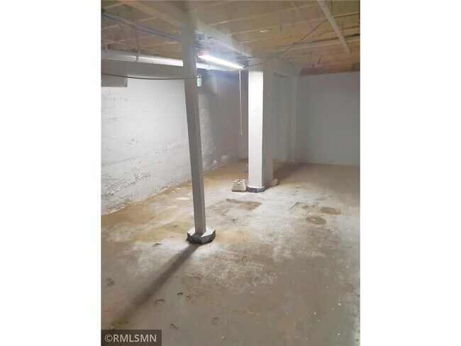 Building Photo - 1133 Beech St