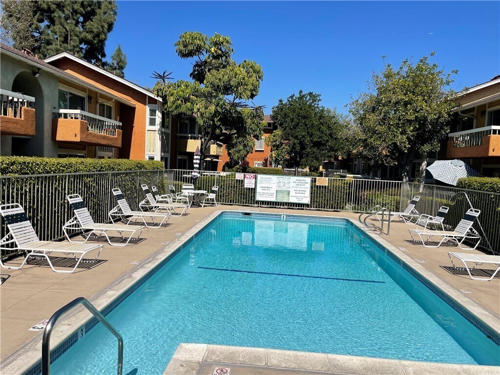 Building Photo - 16040 Leffingwell Rd