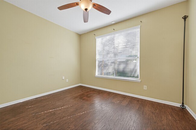 Building Photo - 16515 Cypress Thicket Dr