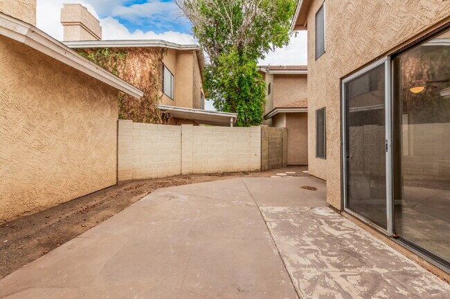 Building Photo - 3 bed 2.5 bath Single Family Home - Union ...