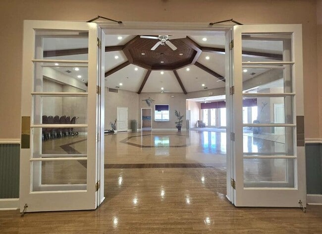 Building Photo - 3360 Fiddle Leaf Way