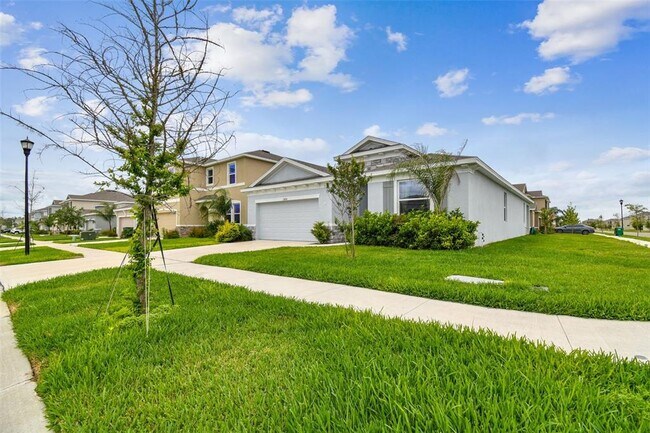 Building Photo - 33870 Field Maple Lp
