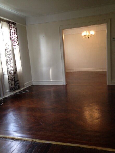 Living & Dining Rm - 17 Blake Ave