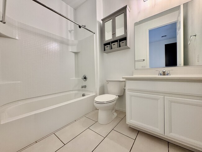 Building Photo - 7214 S Via Tierra Mesa