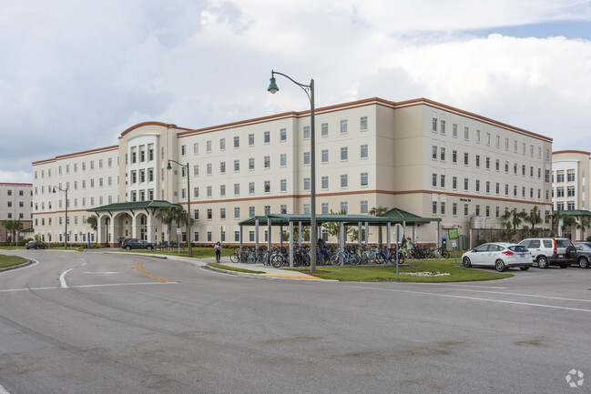 Primary Photo - FGCU South Housing - Biscayne Hall