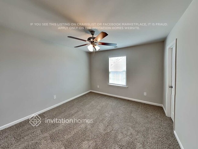 Building Photo - 16711 Cozy Cove Rd