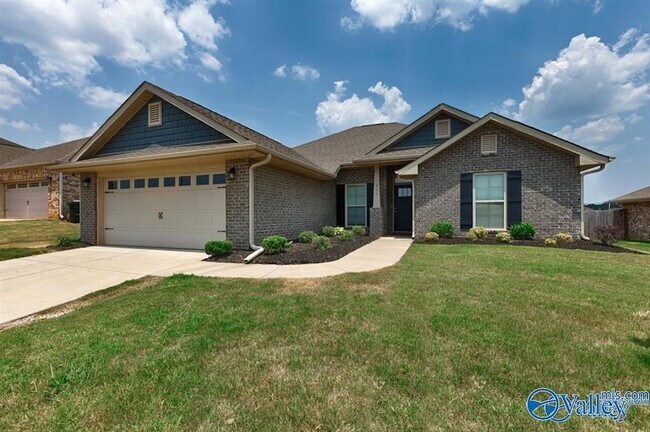 Building Photo - 283 Harold Murphy Dr