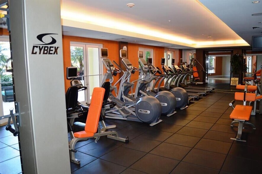 Building Photo - 550 Okeechobee Blvd