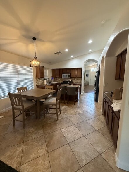 Building Photo - 24723 N 29th Pl