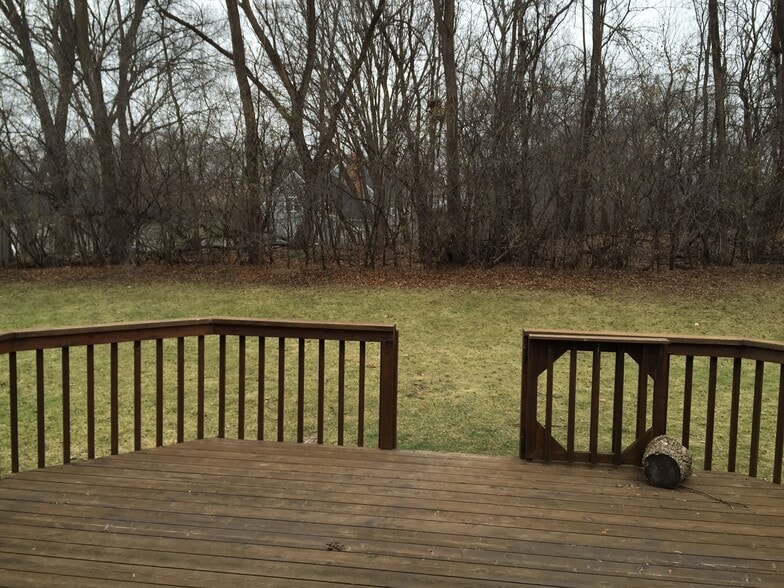 Building Photo - 7400 Coventry Way