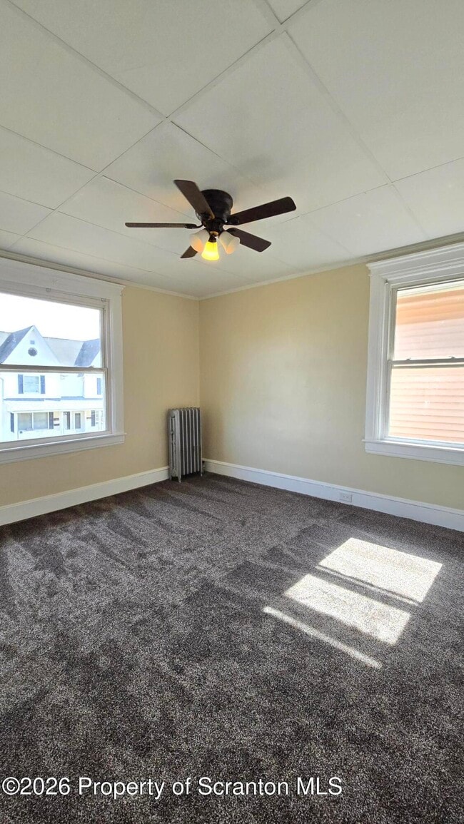 Building Photo - 543 N Sumner Ave