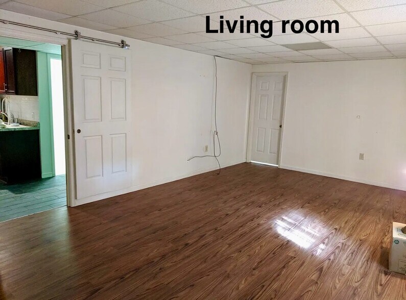 Building Photo - 968 Tyrell Dr