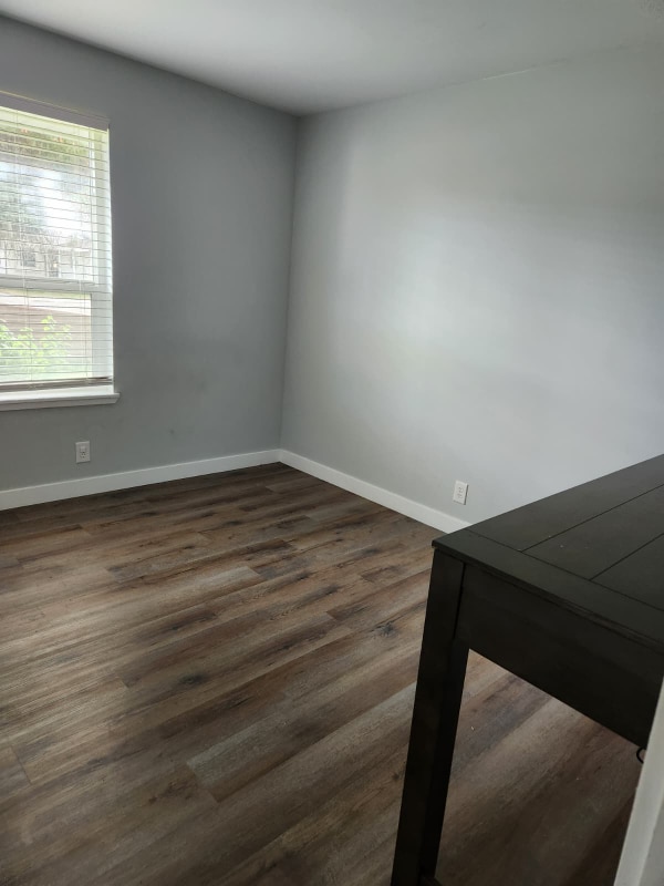 Building Photo - 8464 S 2700 W