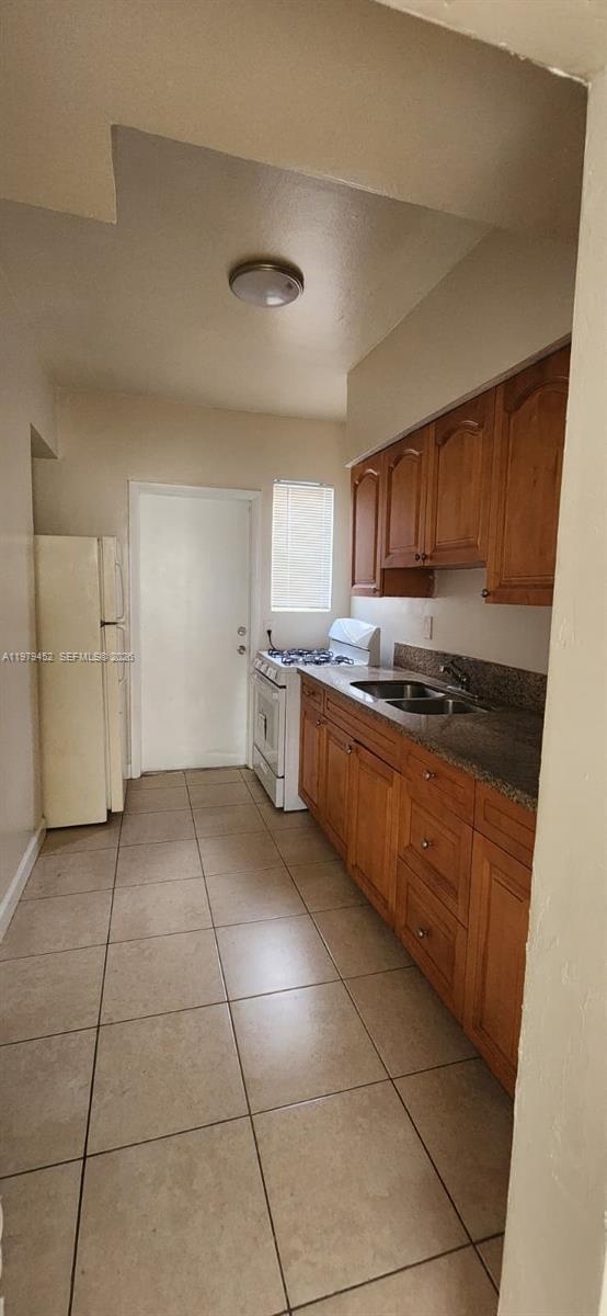 Building Photo - 736 83rd St