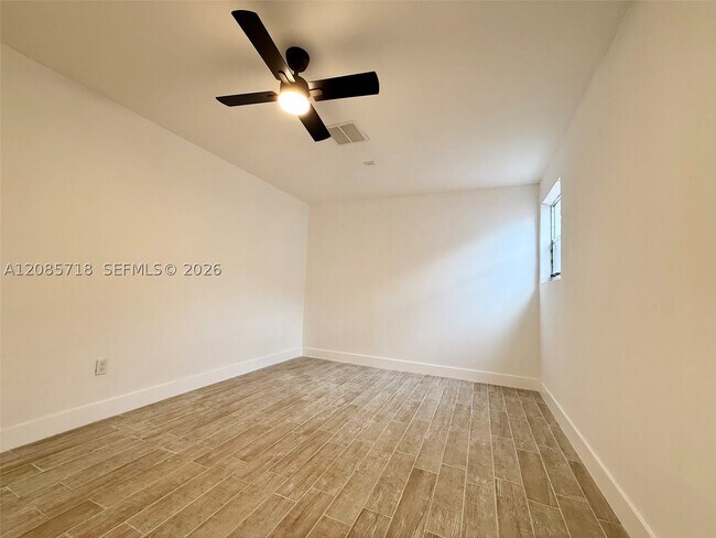 Building Photo - 2201 N 54th Ave
