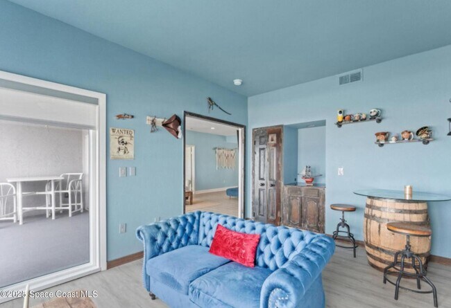 Building Photo - 3037 S Hwy A1A