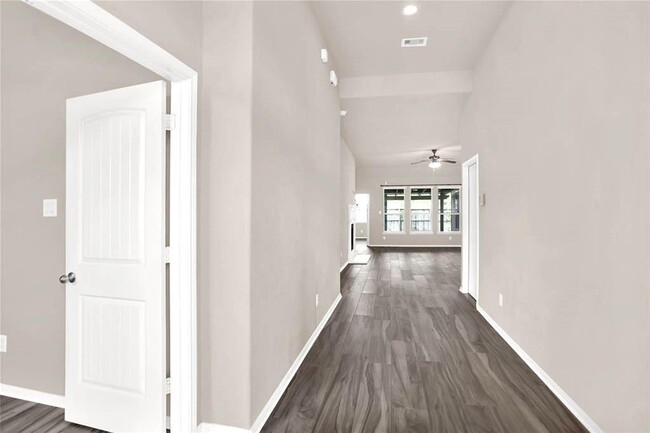 Building Photo - 963 Ponte Serra Dr