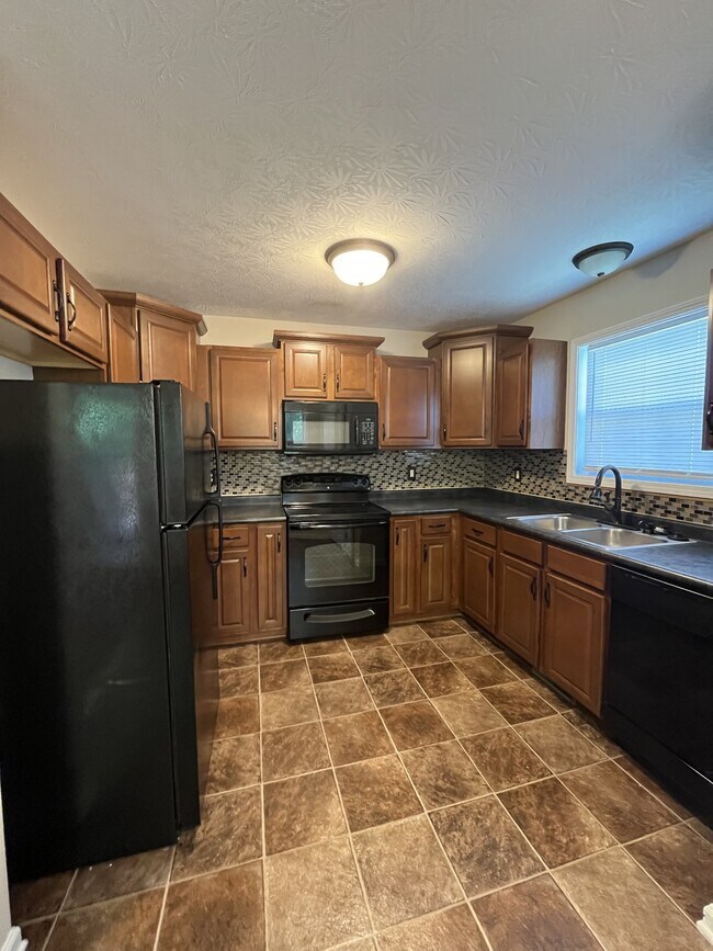 Building Photo - 2612 Arthurs Ct