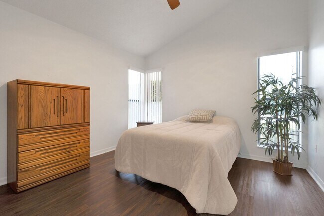 Building Photo - Charming 2BR Condo in Melbourne Beach