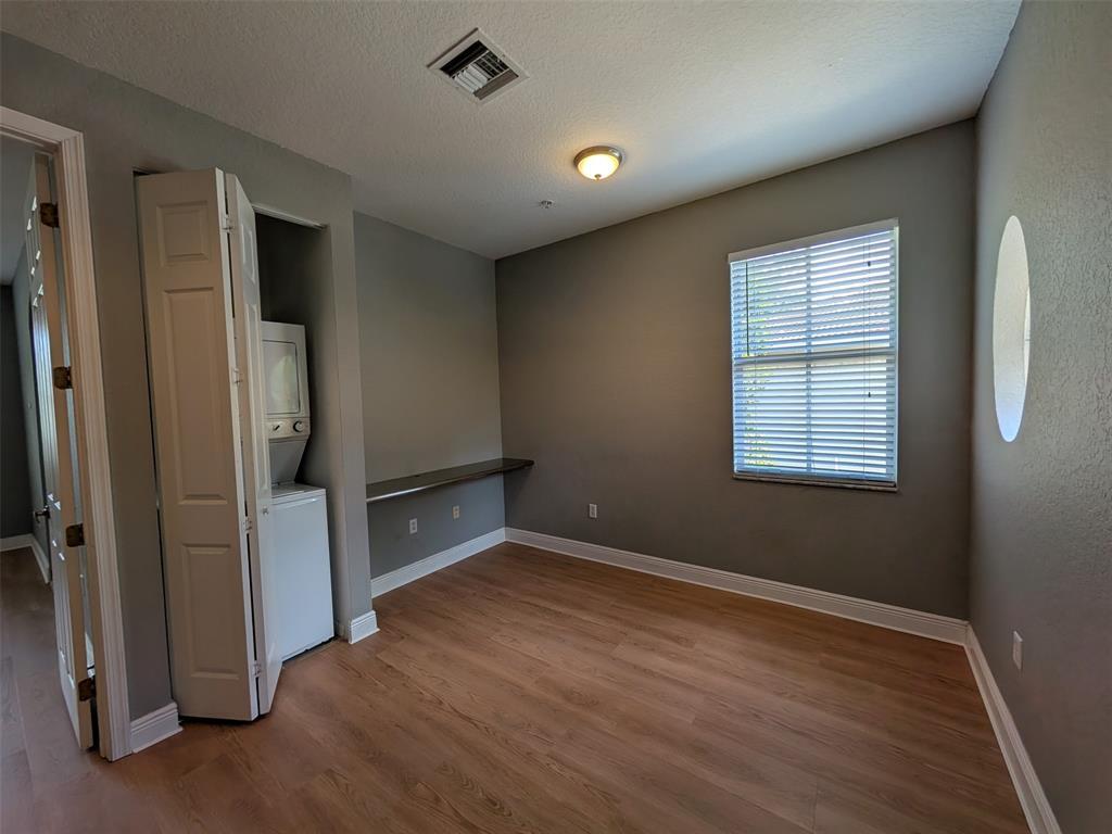 Building Photo - 2851 W Prospect Rd