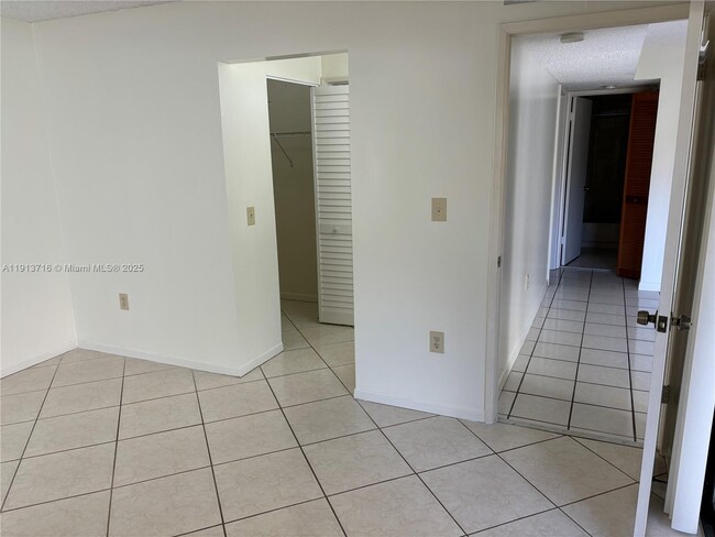 Building Photo - 8933 SW 123rd Ct