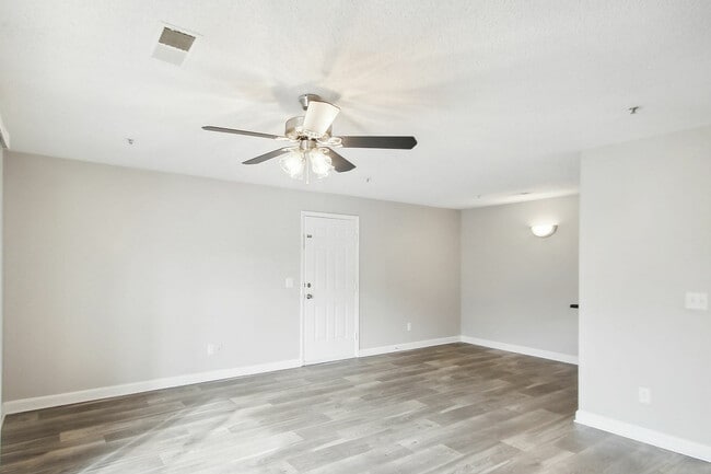 Building Photo - Rise Sunridge