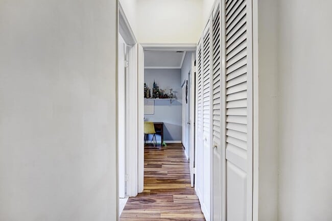 Building Photo - 6555 Via Regina