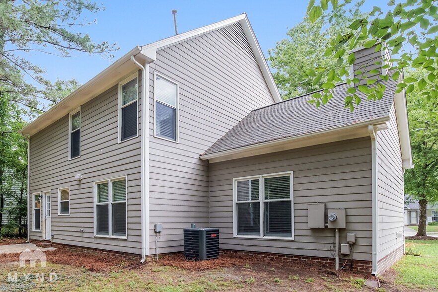 Building Photo - 1720 Winway Dr
