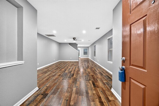 Building Photo - 20722 Fair Castle Dr