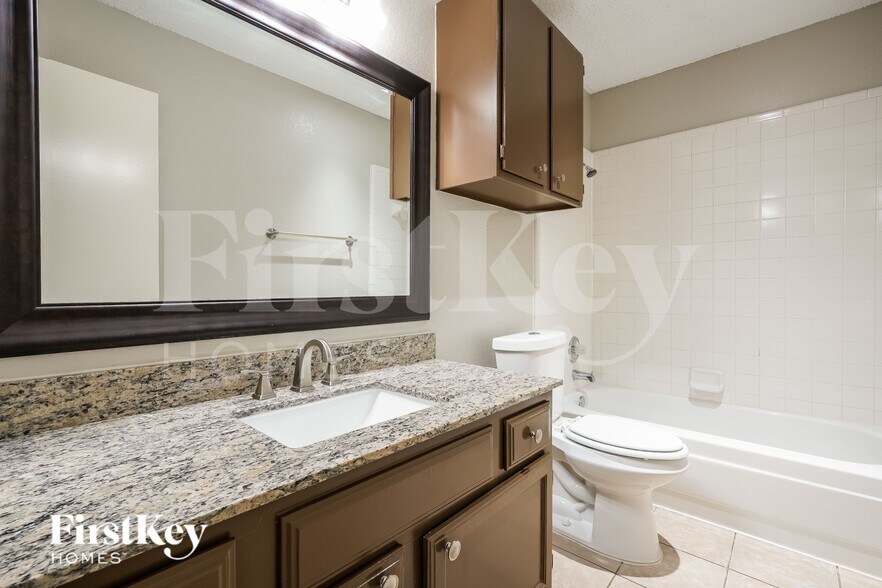 Building Photo - 6117 Autumn Springs Dr