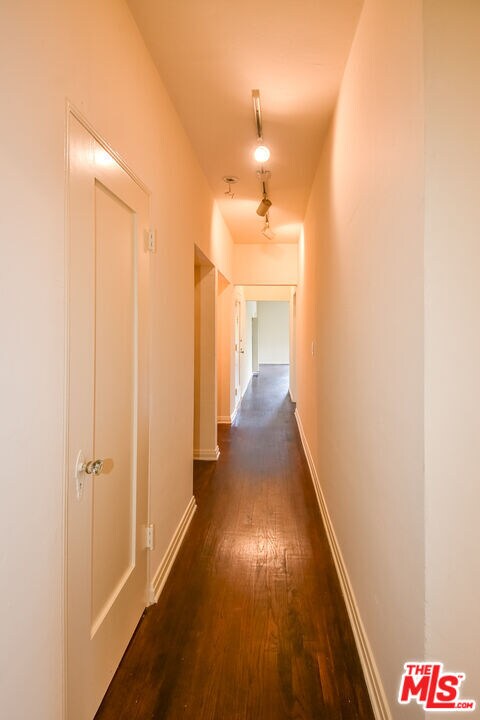 Building Photo - 803 Croft Ave