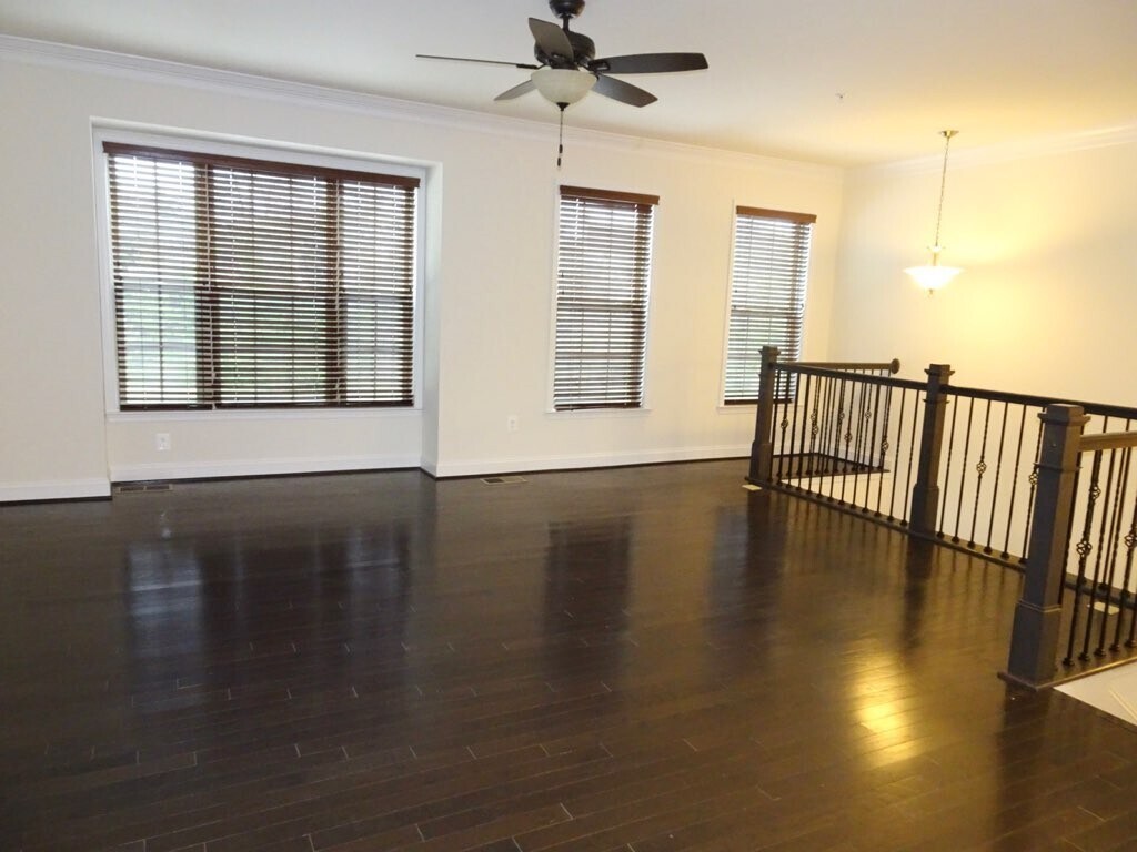 Building Photo - 225 Mill Crossing Ct