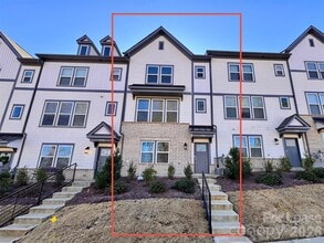 Building Photo - 2350 Donnelly Hls Ln