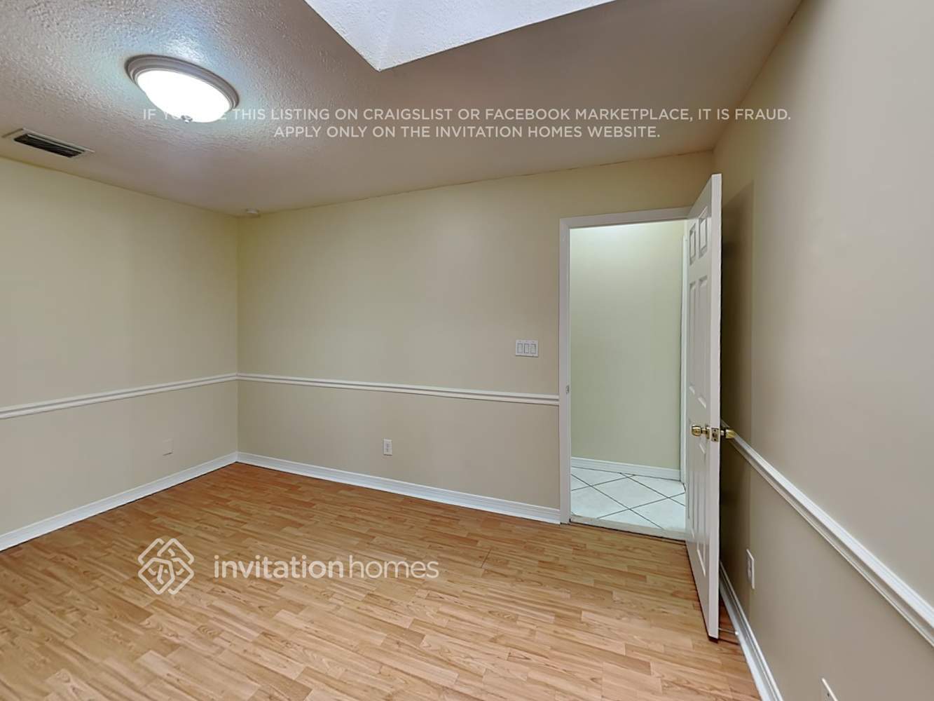 Building Photo - 14915 SW 139th Pl