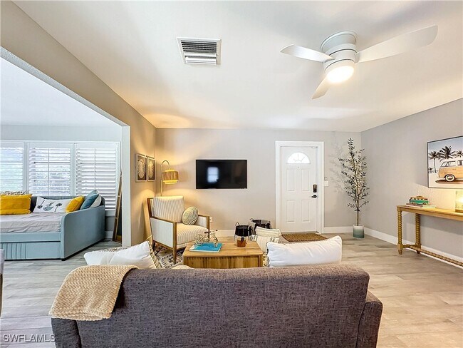 Building Photo - 9 Knights Bridge Rd