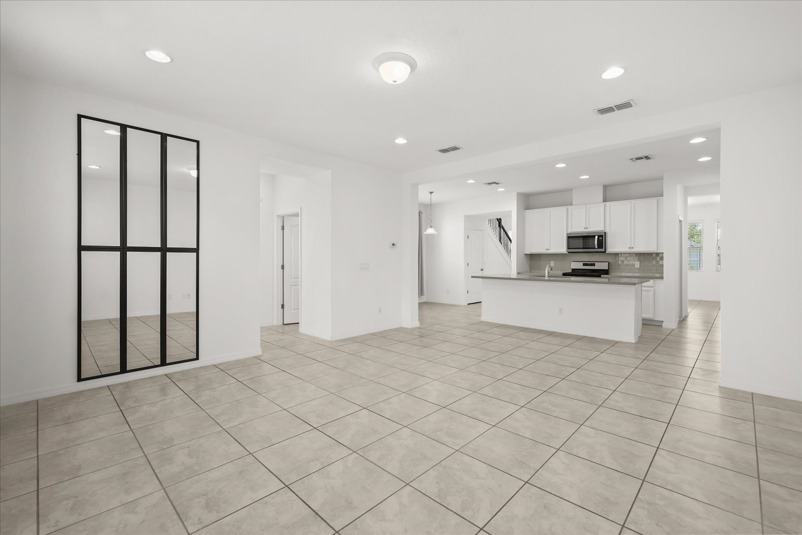 Building Photo - 14154 Shocklach Dr