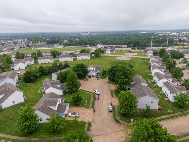 Building Photo - 3509 Delmar Ct