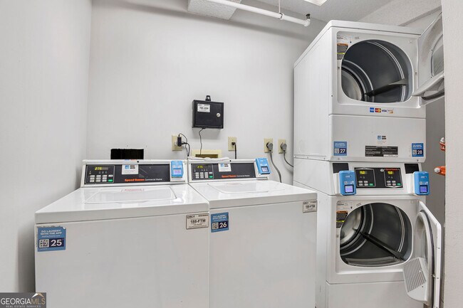 Building Photo - 1280 W Peachtree St NW