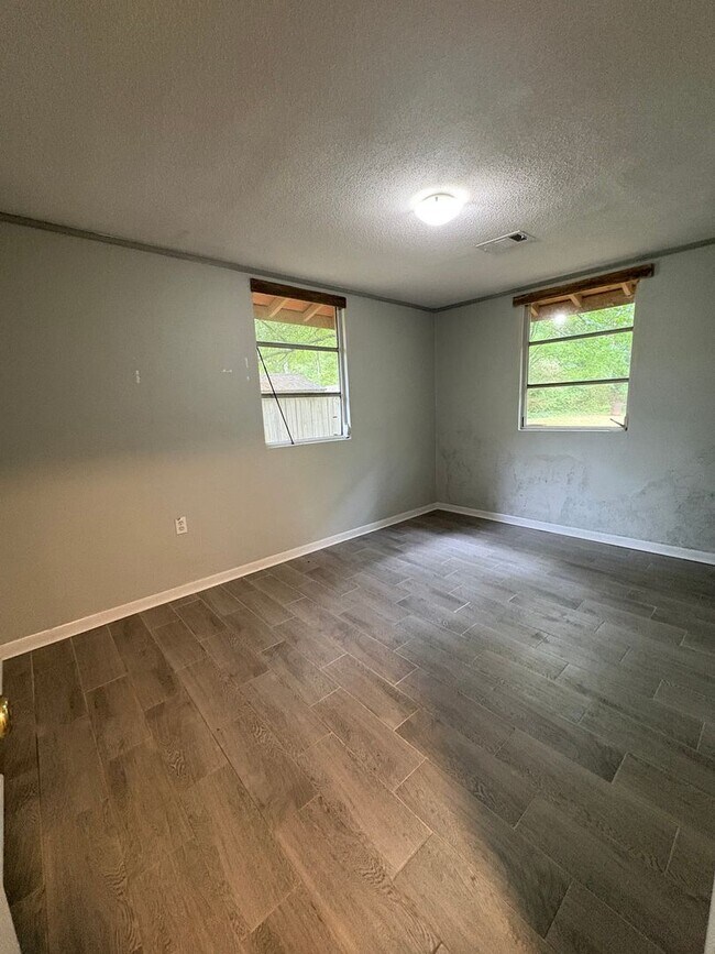 Building Photo - Renovated 2BR Ranch Near UGA in Bogart/Cleveland Road Area