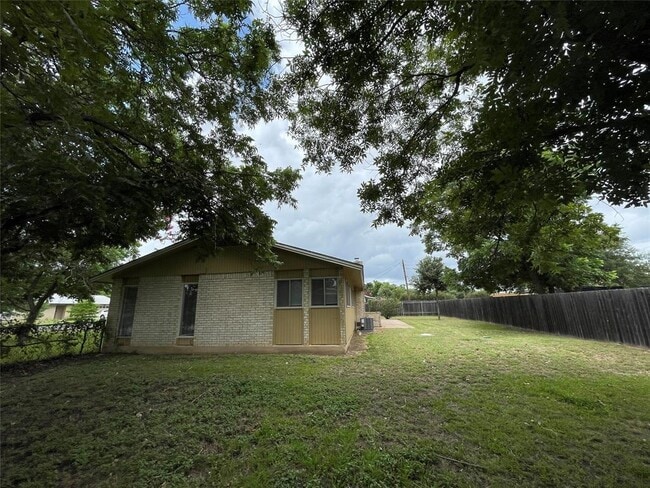 Building Photo - 1507 Big Meadow Dr