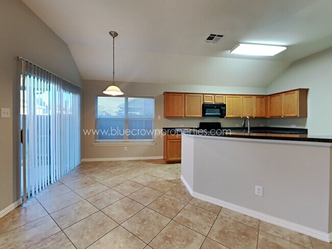 Building Photo - 2828 Glendale Way