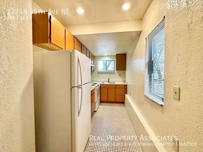 Building Photo - 12746 35th Ave NE