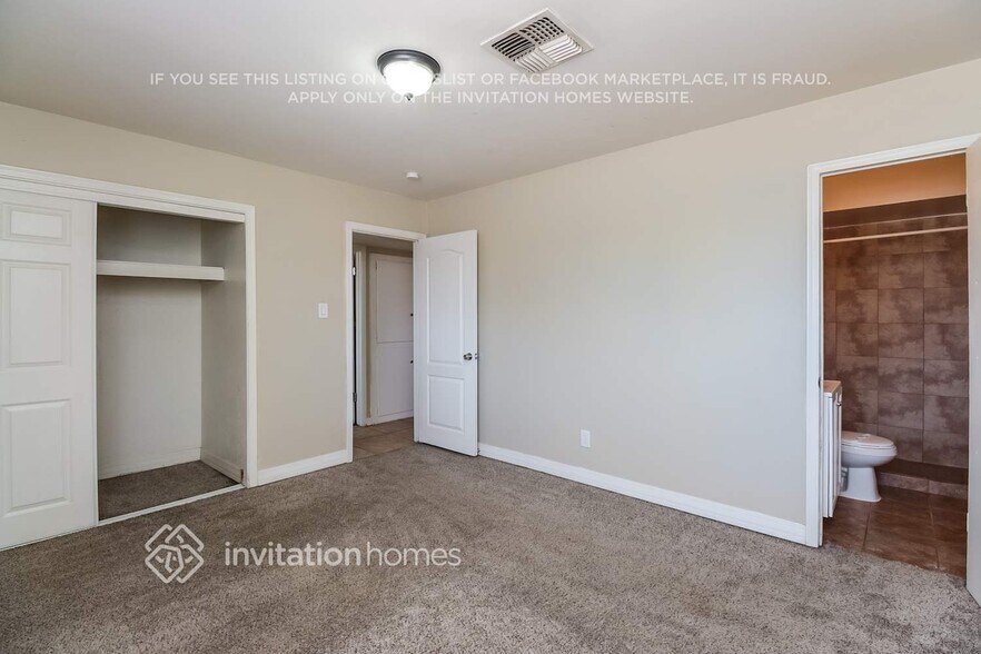 Building Photo - 4824 W Catalina Dr