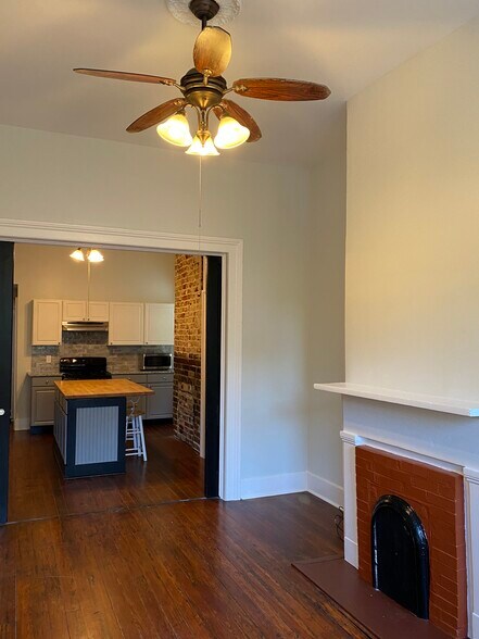 Living with view to kitchen - 118 W Duffy St