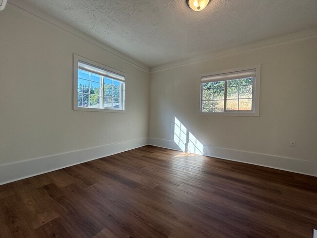Building Photo - Welcome to your new home!
