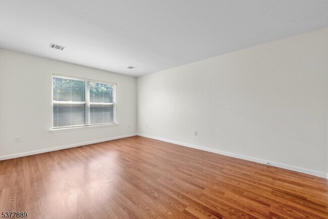 Building Photo - 901 Stuyvesant Ave.