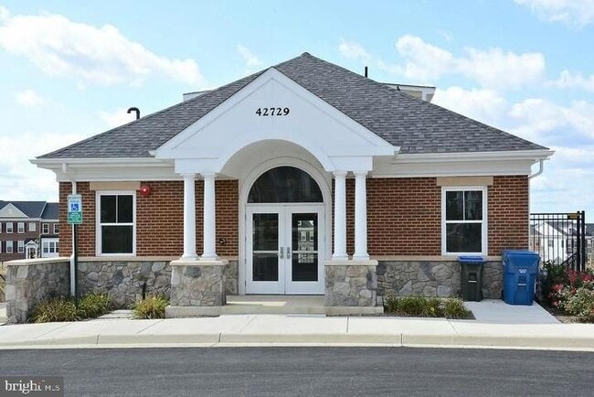 Building Photo - 19972 Abram Ter