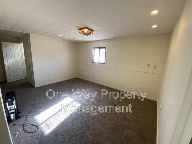 Building Photo - 3954 Boulder Dr